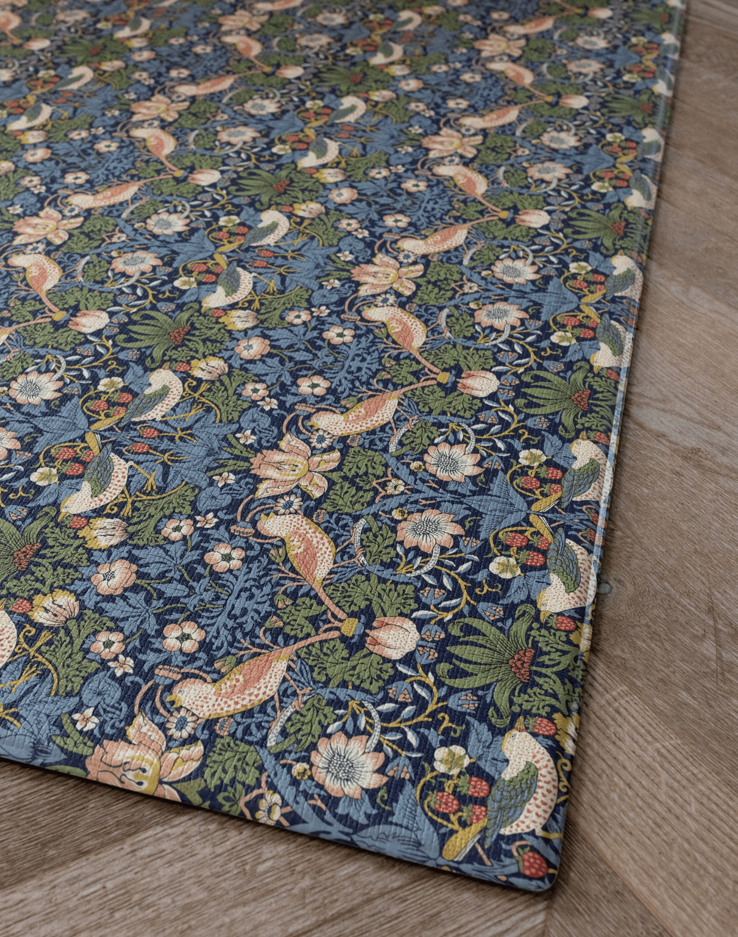 stylish padded play mats from totter and tumble are thick large playmats in morris & co designs. play mats safe for babies schuim + opgevuld speelkleed