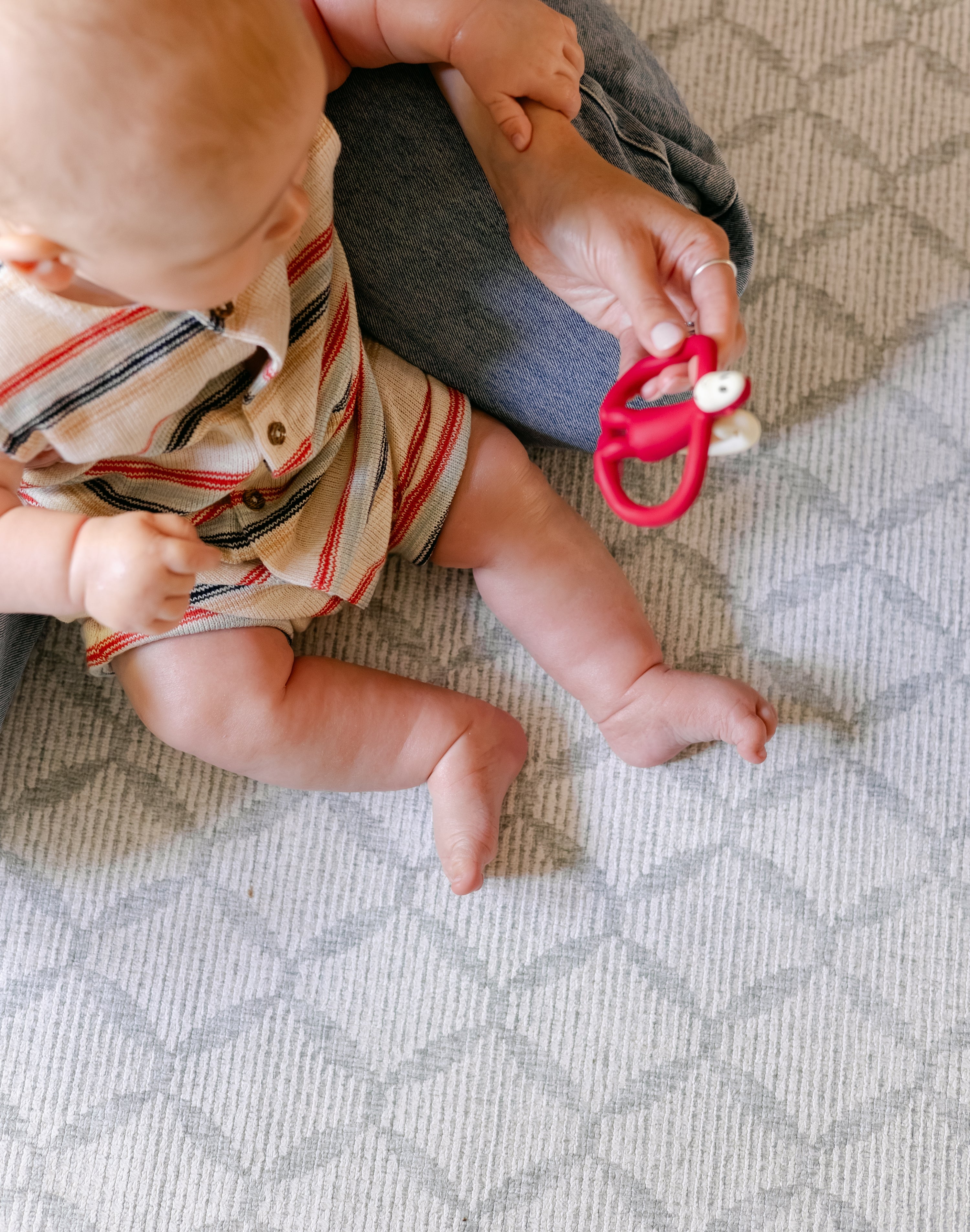 A baby sitting comfortably playing on a thick memory foam, safe non toxic totter and tumble playmat | SKU: 26 BEACH/GATHER XL, 26 BEACH/GATHER STD, 26 BEACH/GATHER COMP