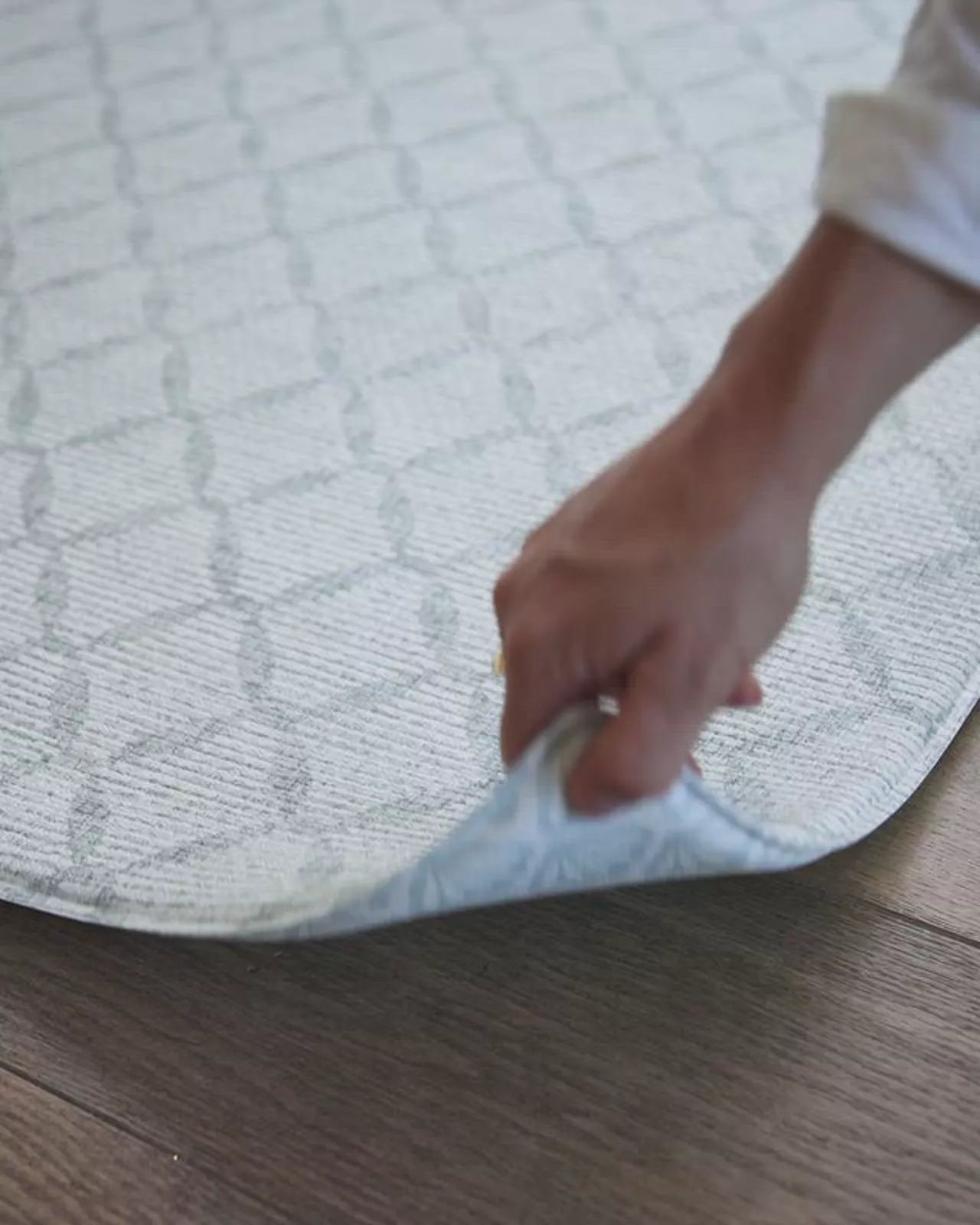 video showcasing the totter and tumble 'the gatherer' playmat